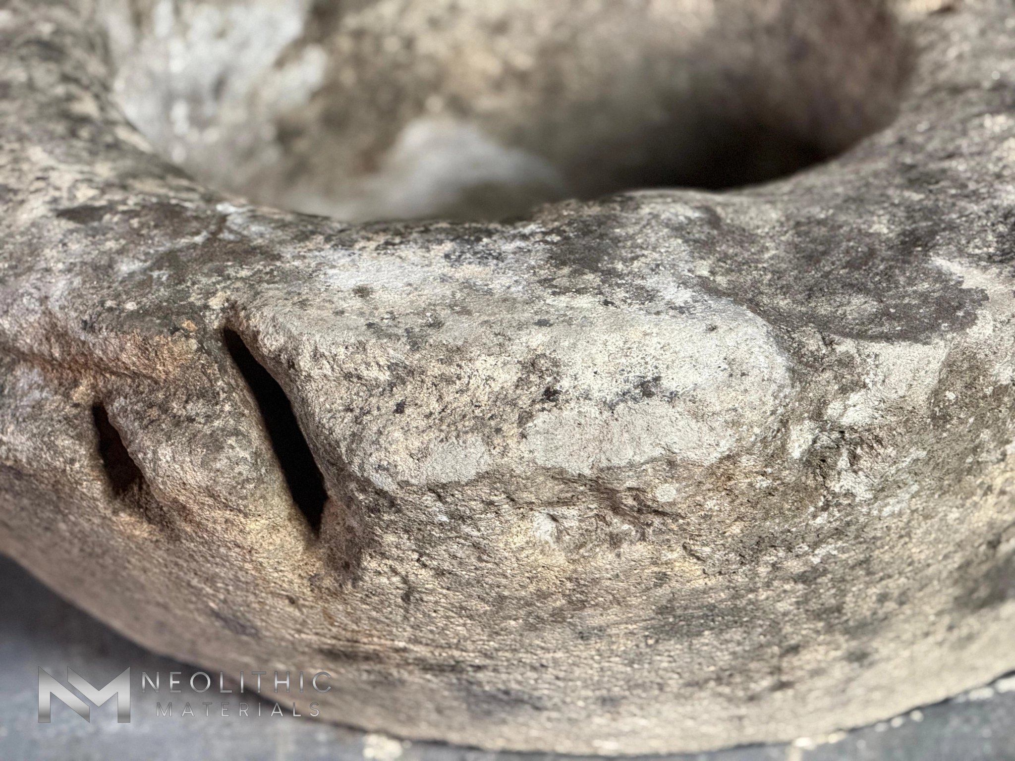 French Antique 18th Century Petit Limestone Well - Image 4